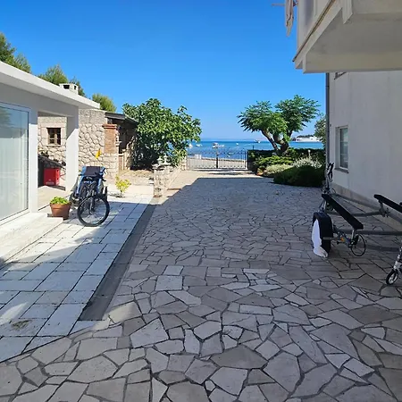Amazing In With Wifi