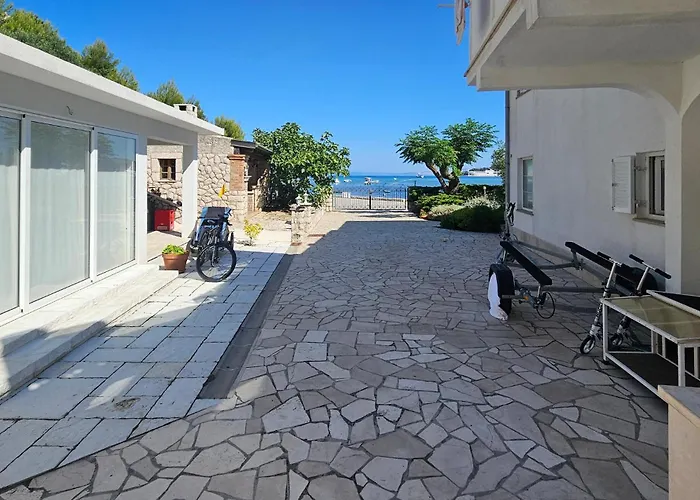 1 Bedroom Gorgeous In