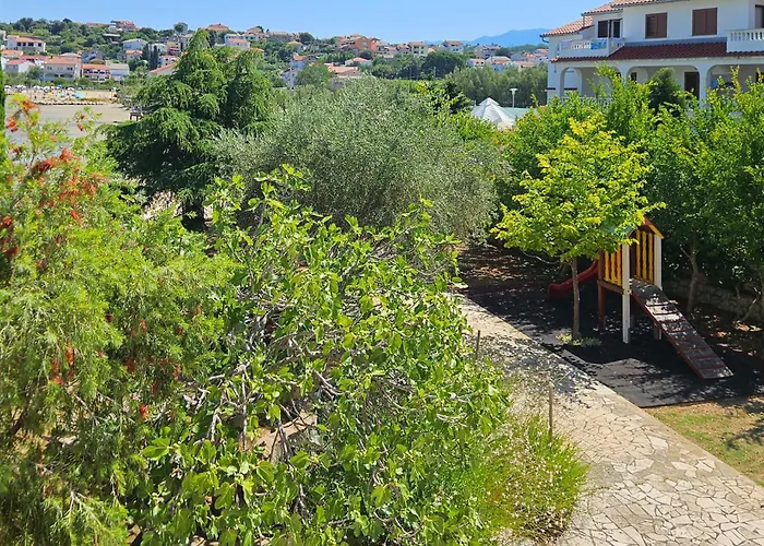 1 Bedroom Gorgeous In Apartamento